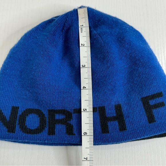 The North Face Reversible Beanie - Picture 5 of 5